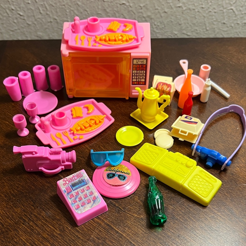 Vintage Lot 70s80s& 90sBarbie Accessories BoomBox Camera Microwave VTG Coca-Cola